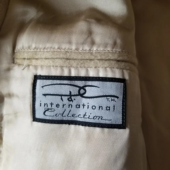 Vintage Pierre Cardin Blazer 38 - Picture 6 of 16